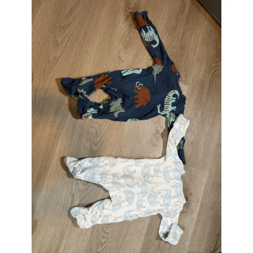 Just One You Carter's Footed Pajamas NB Newborn Lot 2 Sleep Play Elephant Dino